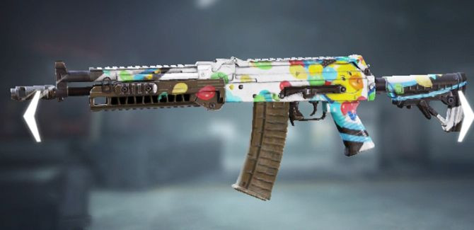 AK117 Skin: Balloons in Call of Duty Mobile.